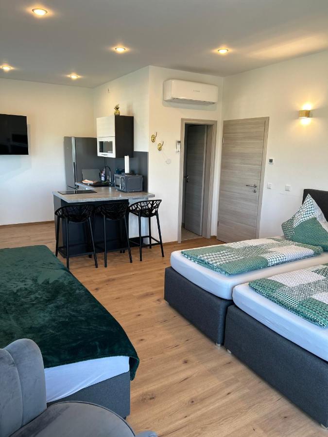 Apartment Im Sand nahe am See - B&B Bad Schönborn