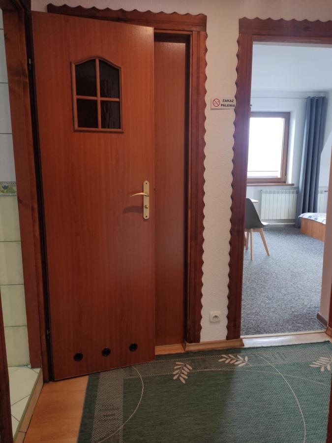Chambre Triple avec Salle de Bains Commune