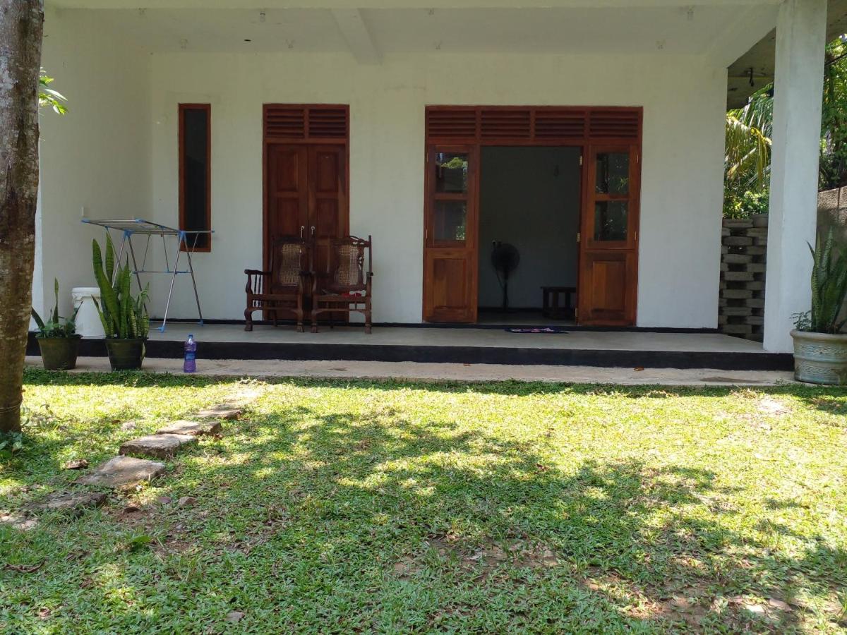 B&B Unawatuna - Villa Ameliya - Bed and Breakfast Unawatuna