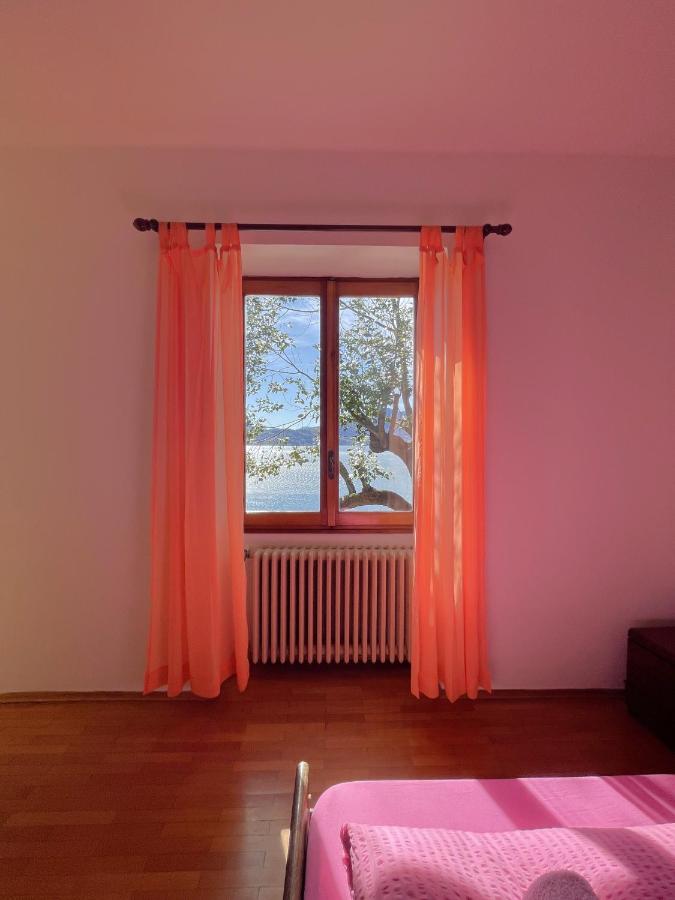 Chambre Lit King-Size - Vue sur Lac
