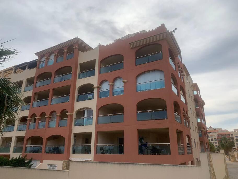 Alta Entinas Almerimar .Modern apartment close to beach, beautiful pool. - B&B