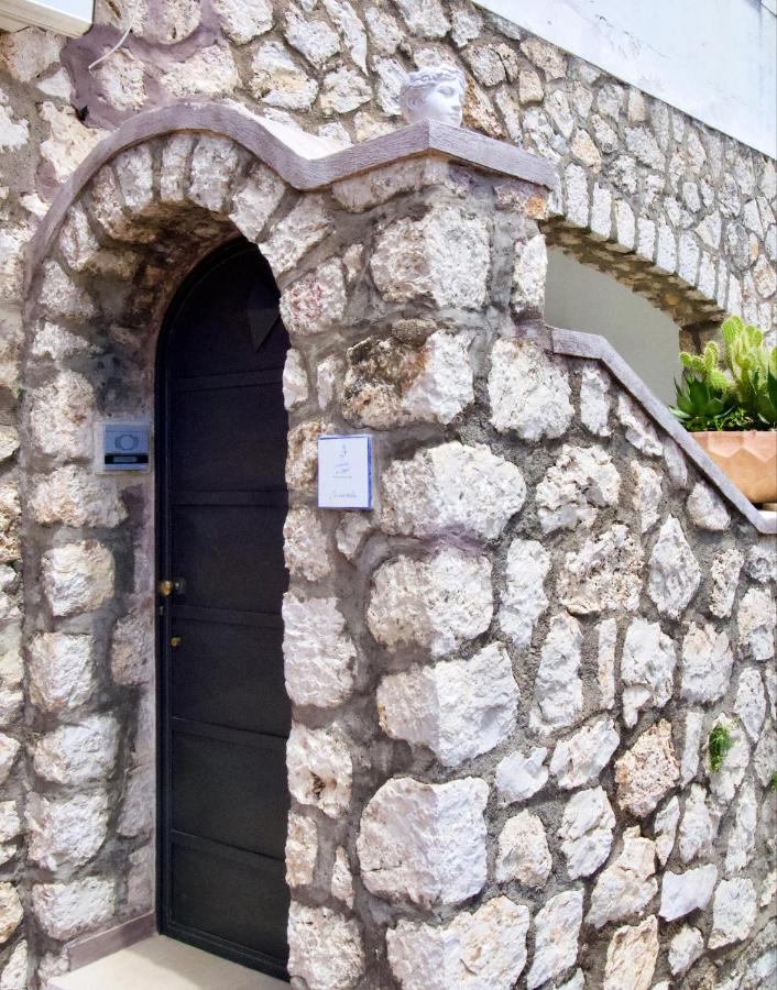 Le donne di Capri - Charming apartments in Capri - B&B