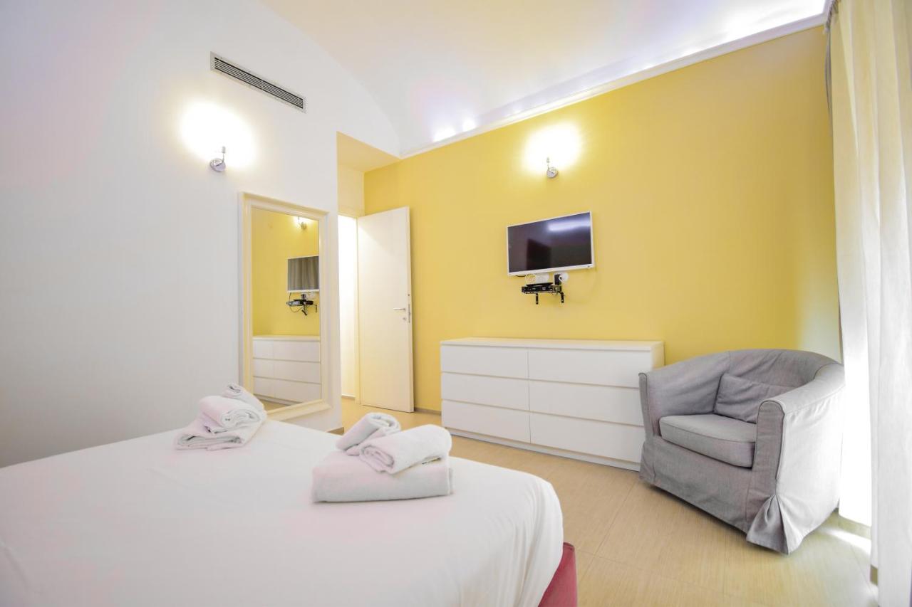 Two-Bedroom Apartment (4 Adults)