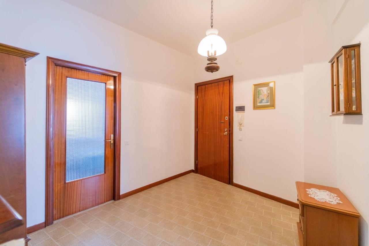 104 - Casa Tulipano Riva Trigoso, a due passi dal mare - Posto auto privato gratis - B&B