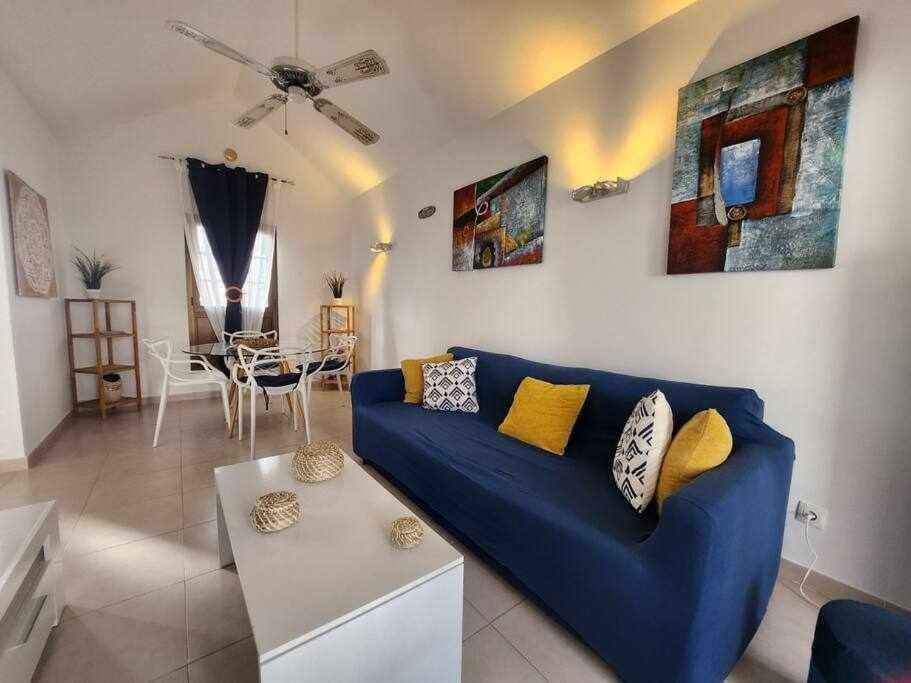 El ron ron de Fuerte - B&B Caleta de Fuste