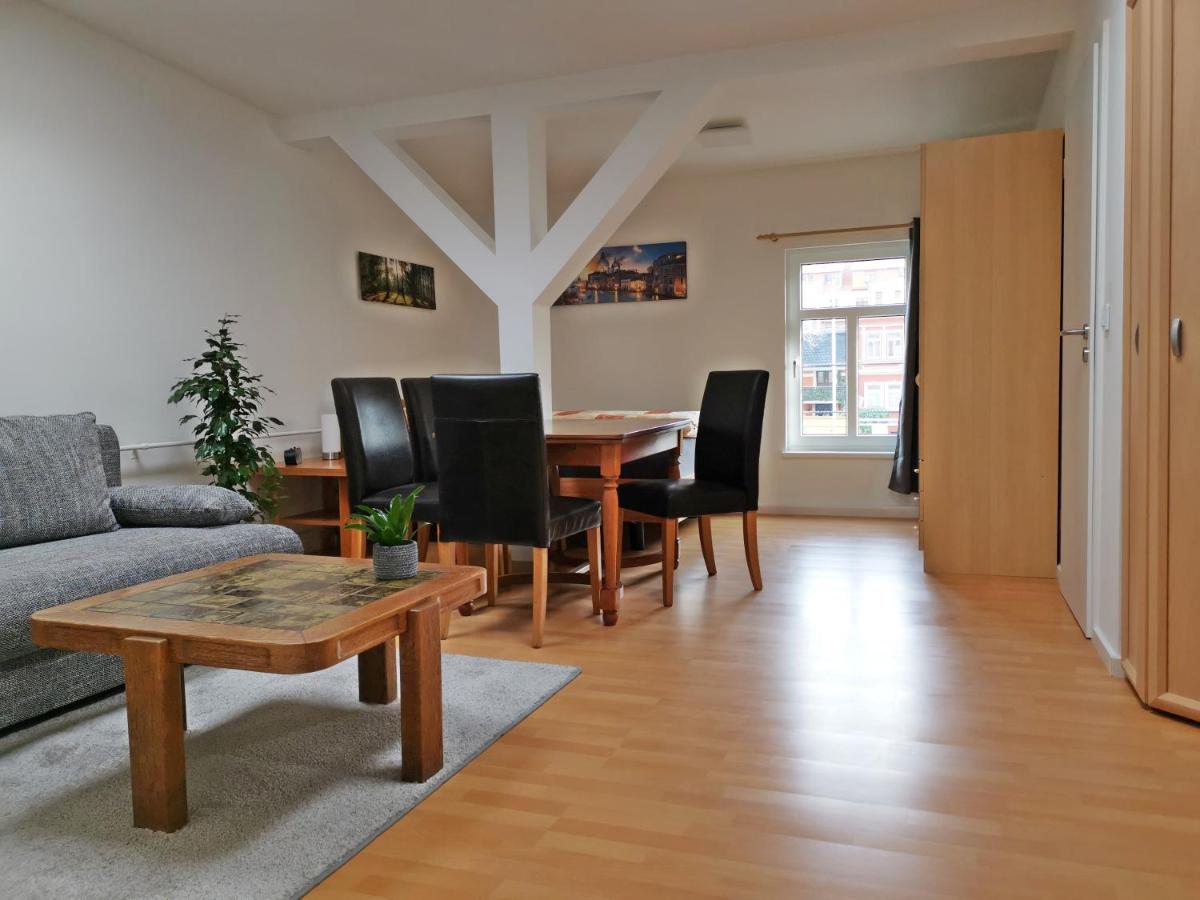 B&B Weimar - Musashi Apartment 2 - Bed and Breakfast Weimar