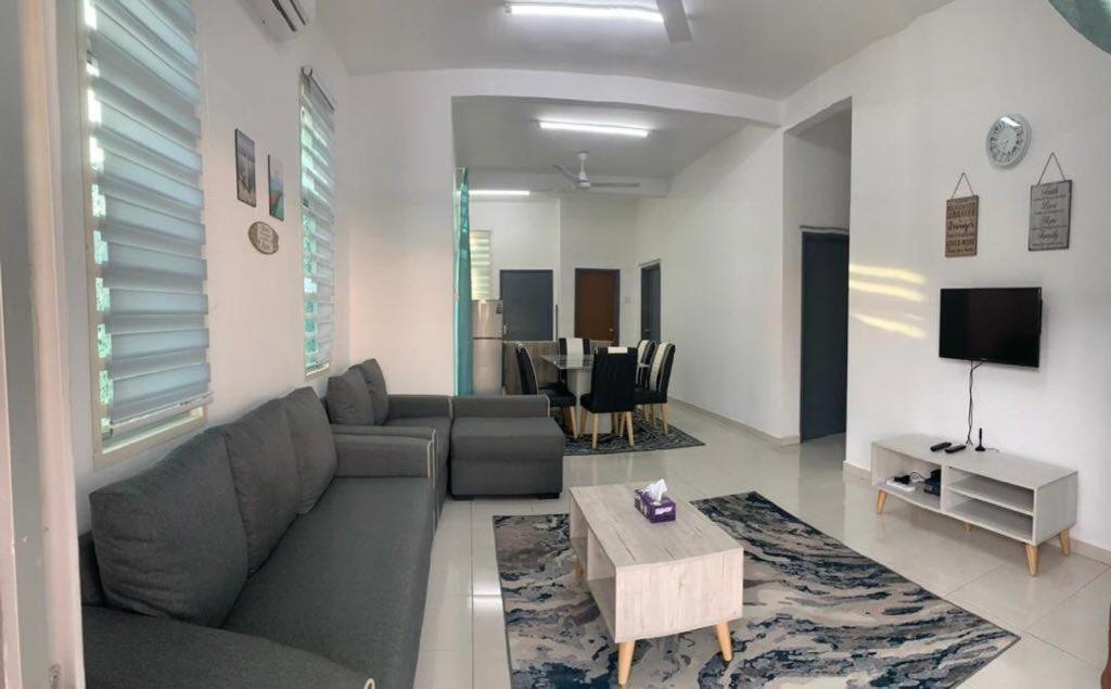 Guest House Bertam Setia - Bed and Breakfast