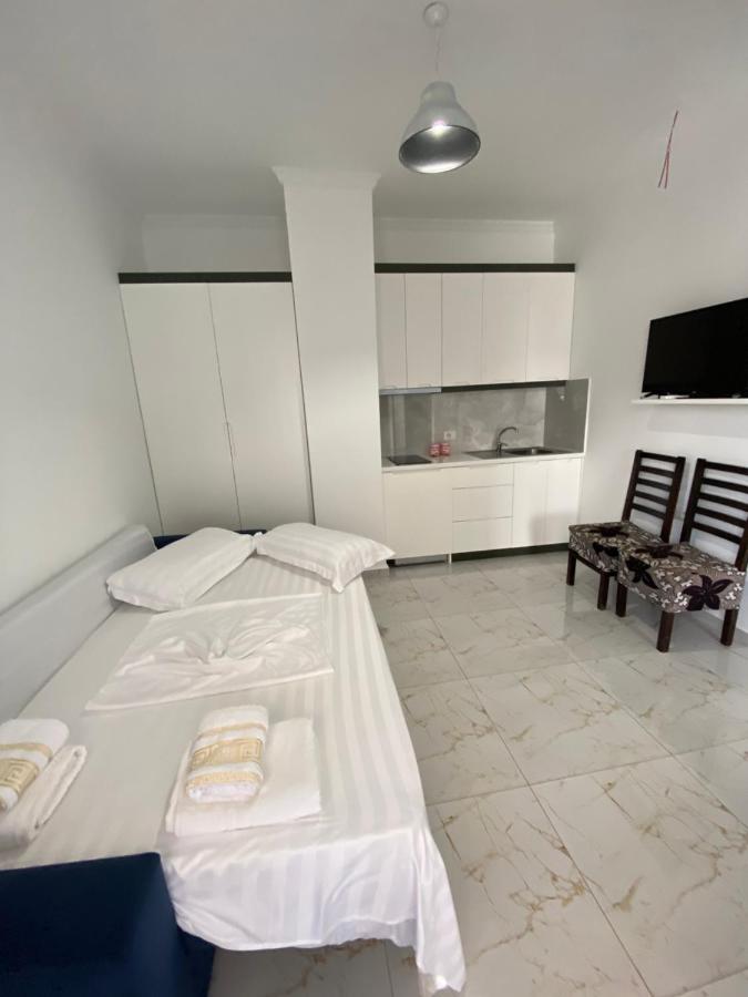 One-Bedroom Apartment with Balcony