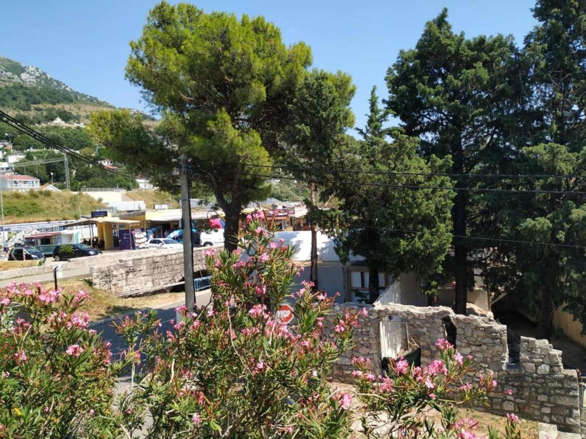 Apartman Nadja - Sutomore - B&B Sutomore