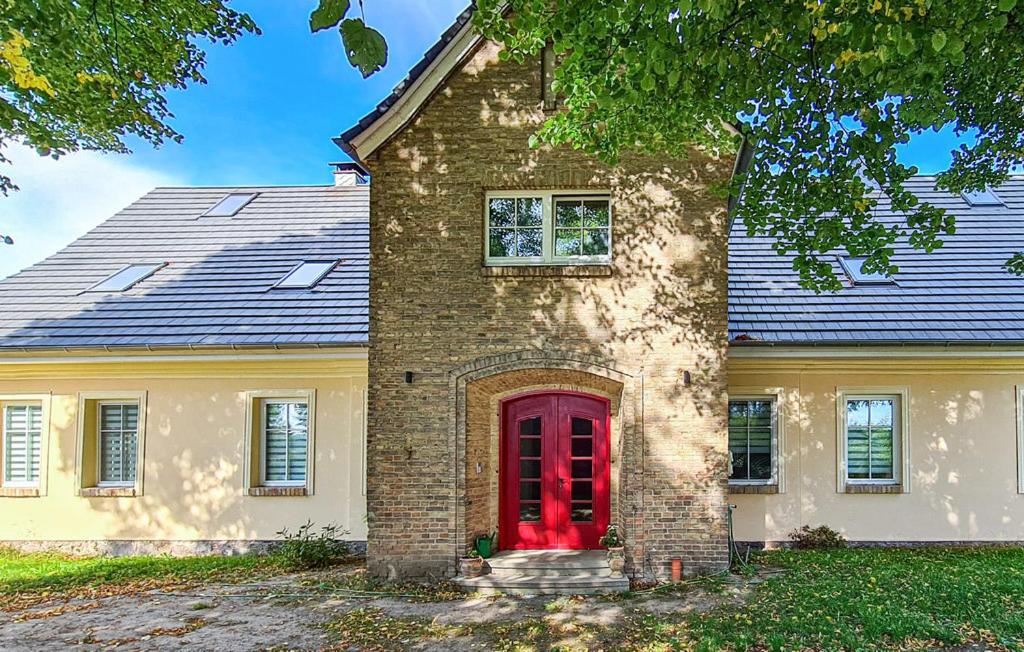 Ferienwohnung Röbel in Zirtow - B&B