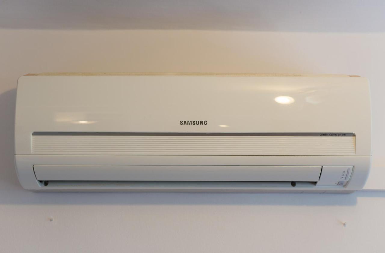 One-Bedroom Apartment with Balcony