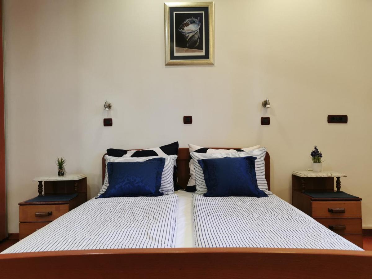 Apartment Luci near Bacvice beach - B&B