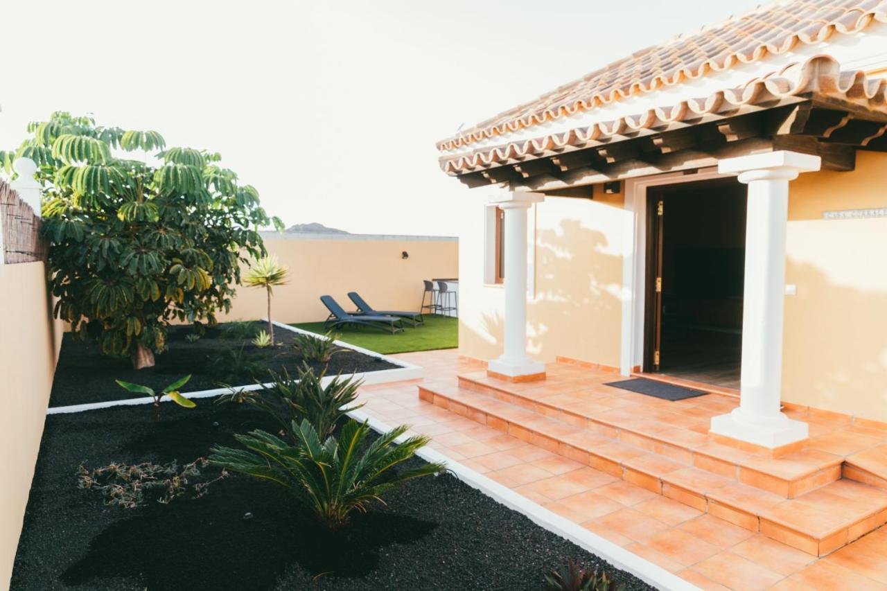 Moderne villa met verwarmd zwembad in Corralejo - Ferienwohnung