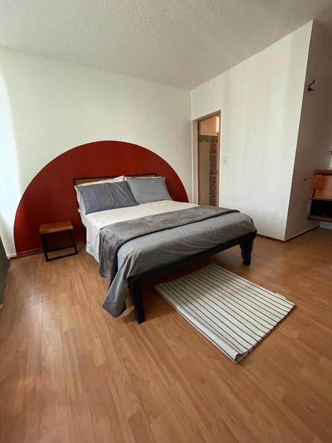 B&B Mexiko-Stadt - Comfortable & Private Studio-18 min Airport, Roma, Zocalo 6 - Bed and Breakfast Mexiko-Stadt