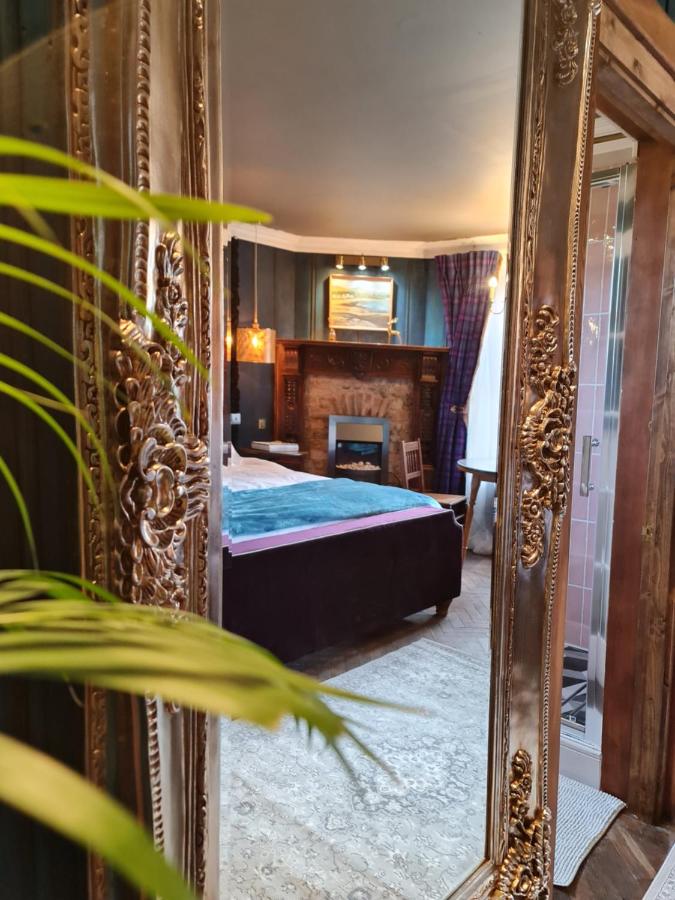 Suite with Garden View