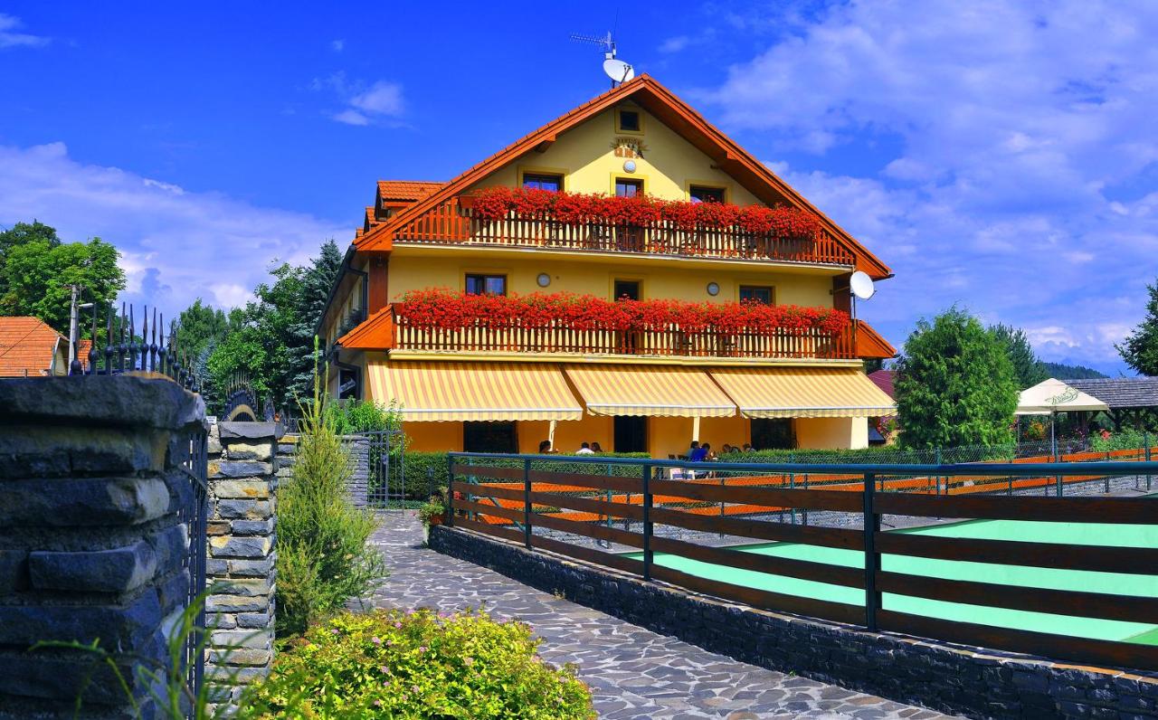 Penzion UNA - Ferienwohnung Liptovský Ján