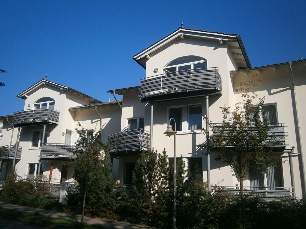 strandnahe FeWo mit Schwimmbad im Haus, a cappella 03, Binz - B&B Ostseebad Binz