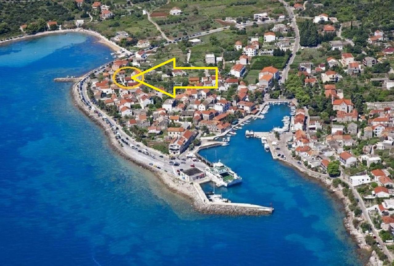 B&B Sućuraj - Apartment Ivica - 50 m from sea - Bed and Breakfast Sućuraj