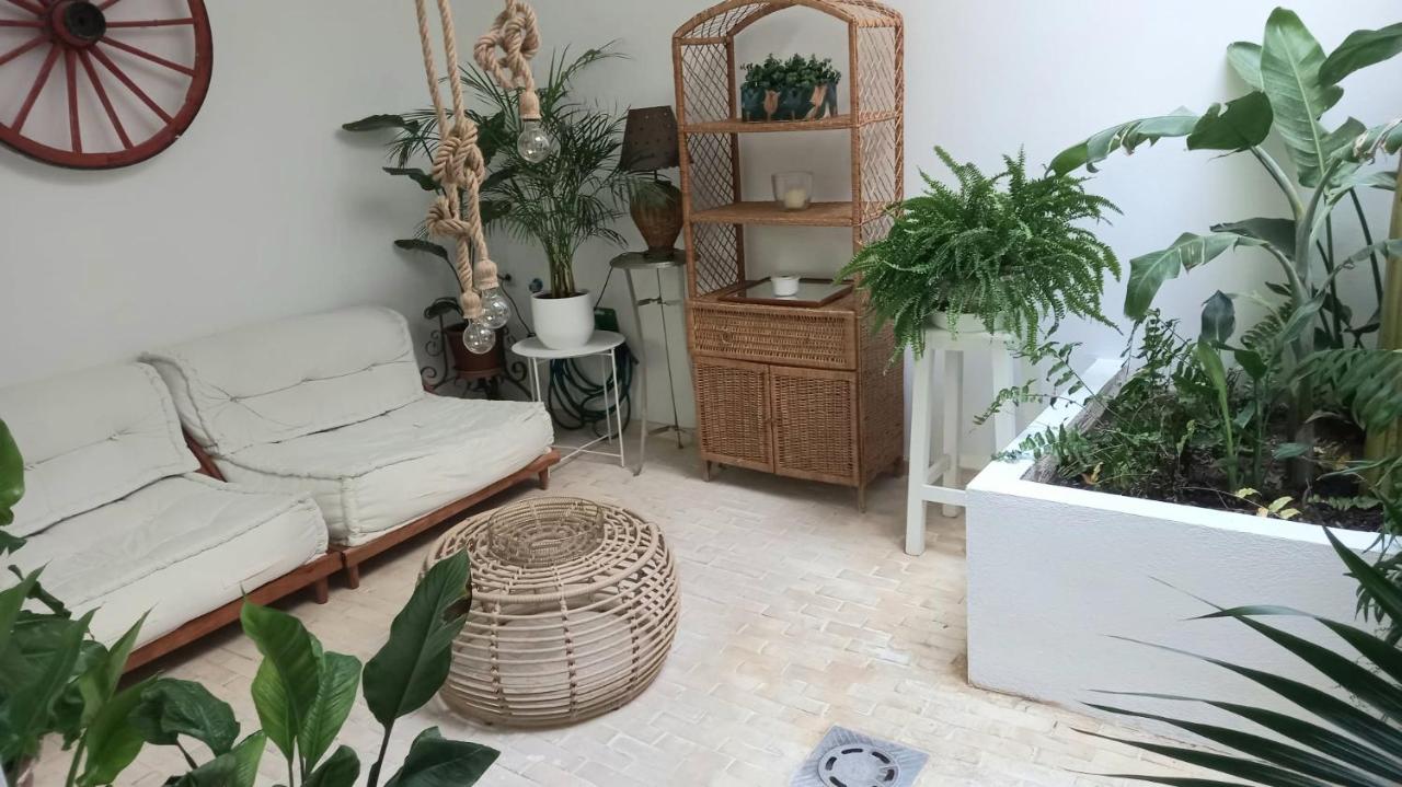 Casa Isabel aeropuerto feria Valencia - B&B La Cañada