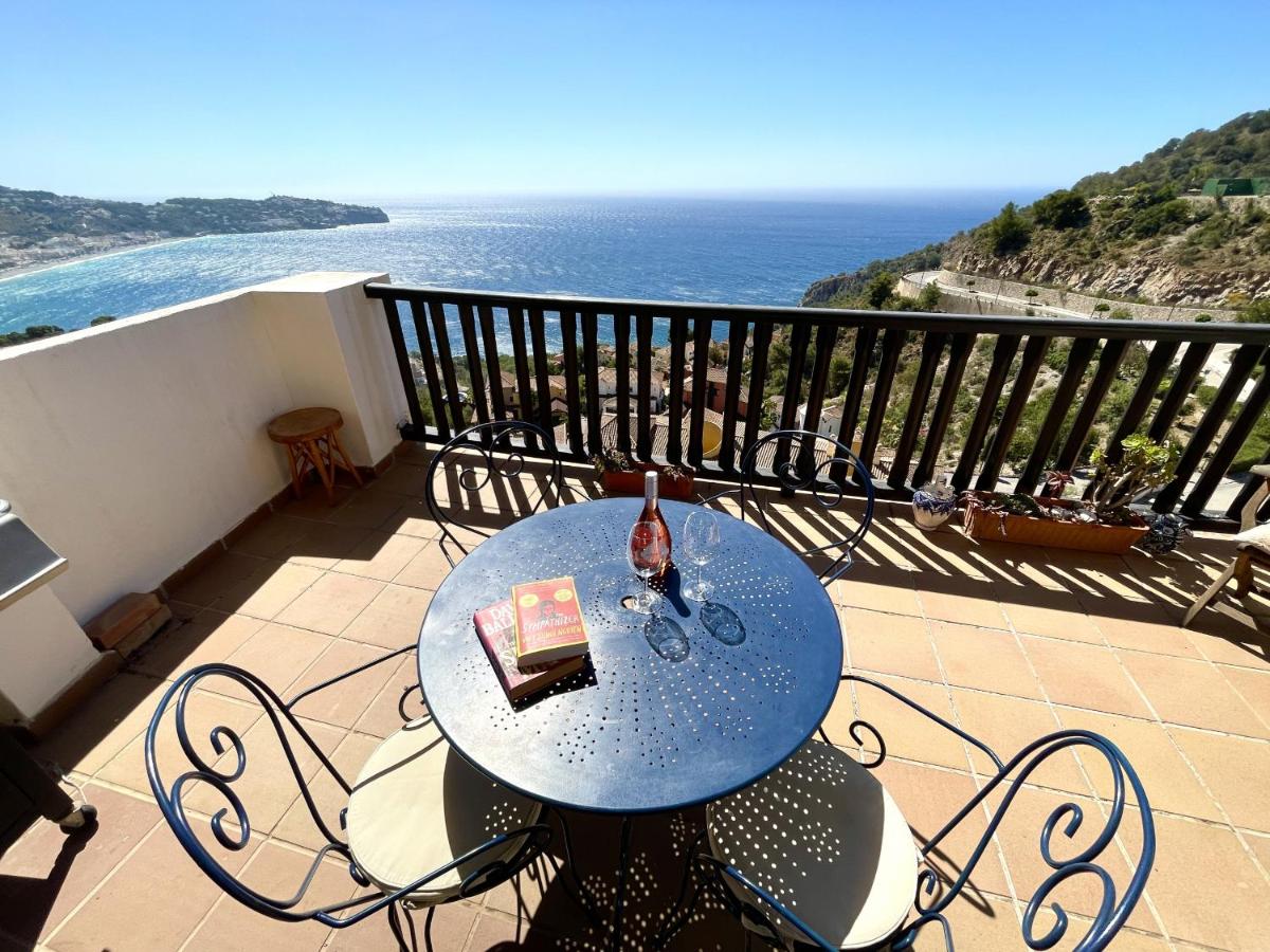 Lovely 2 bed apartment with views & communal pool - Ferienwohnung La Herradura