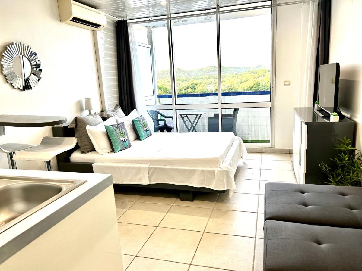 Studio de standing au Gosier - B&B Le Gosier