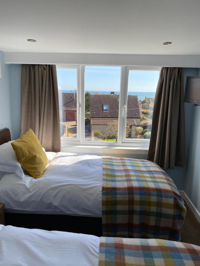 Twin Room with Private External Bathroom