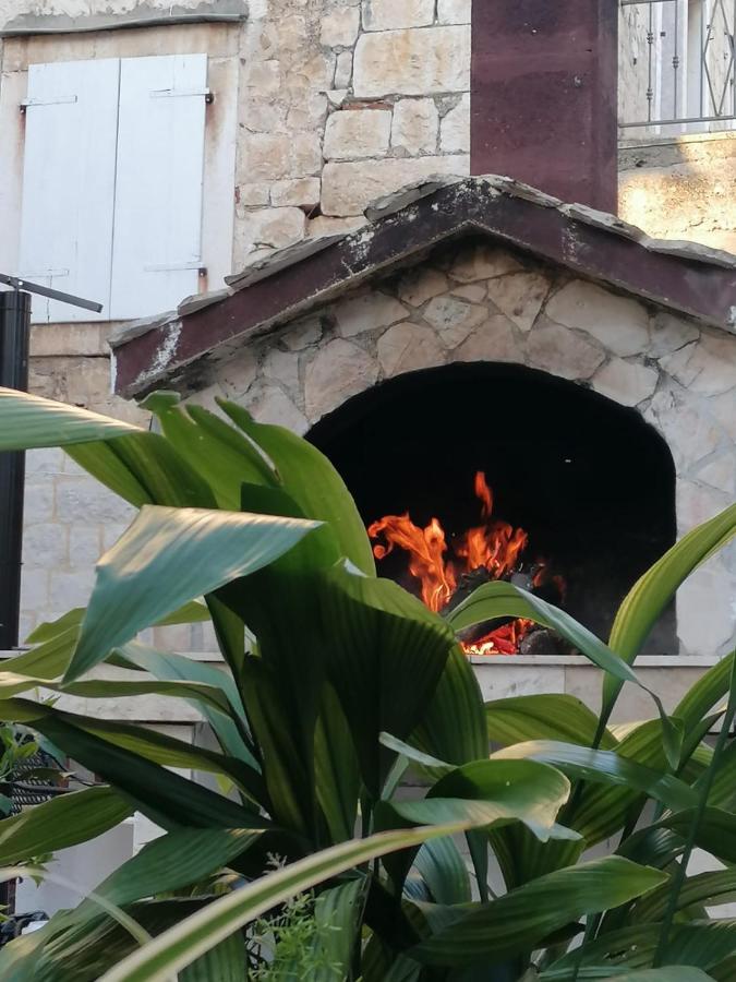 Trogir holiday house - B&B Traù