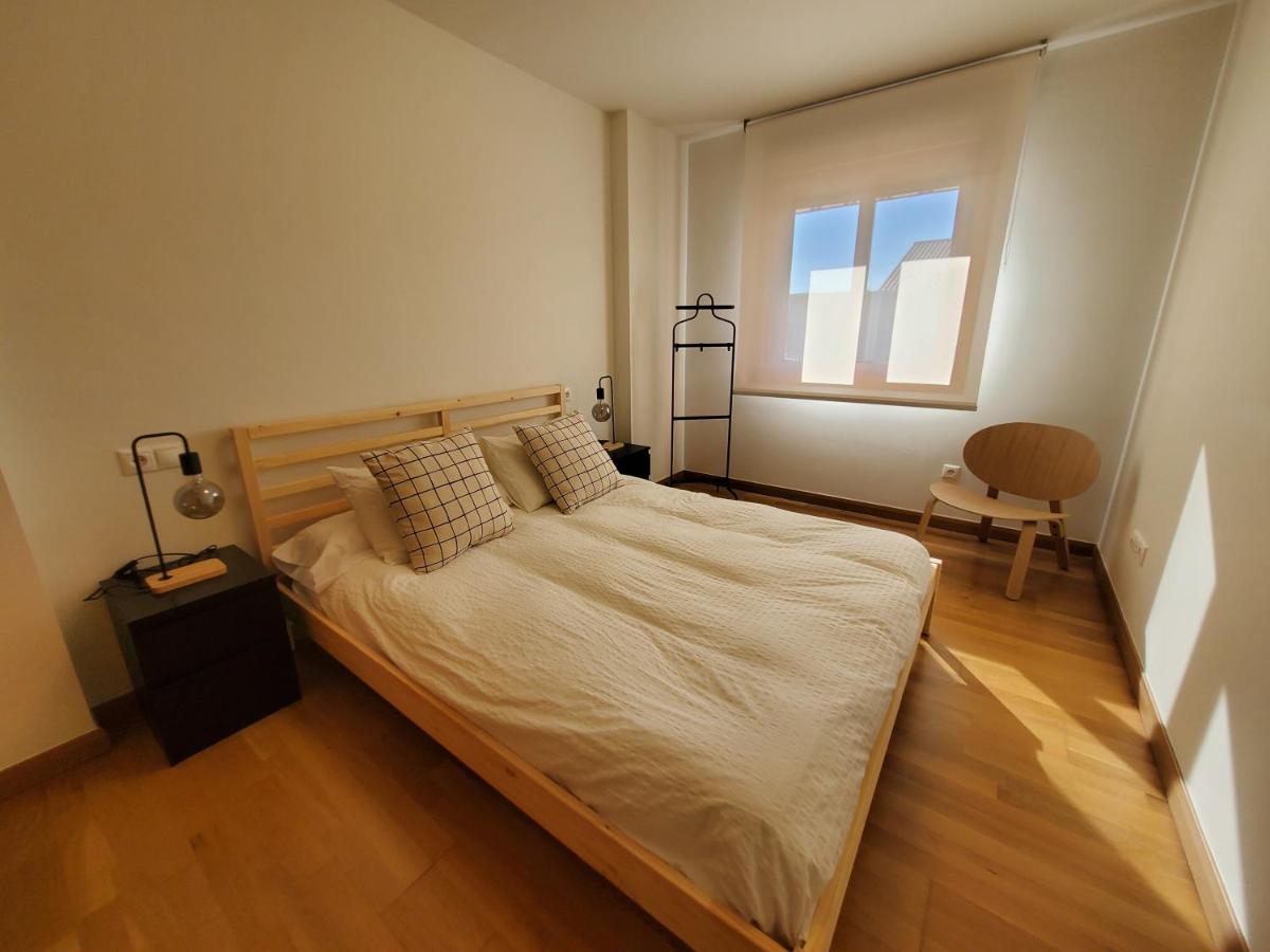 Apartamento con piscina a escasos metros de A Lanzada - B&B
