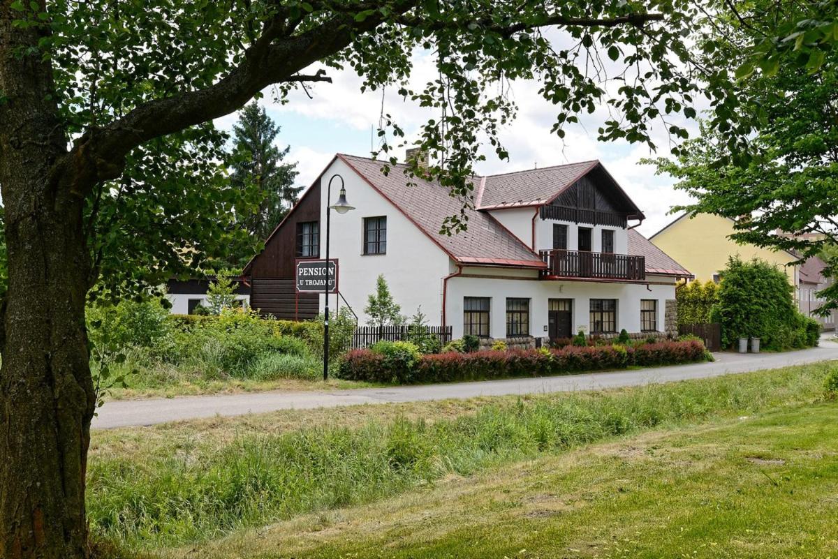 B&B Wallern - Pension u Trojanů - Bed and Breakfast Wallern