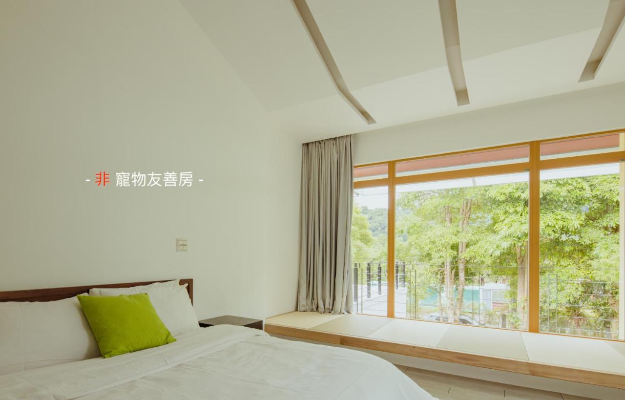Chambre Lit Queen-Size Deluxe