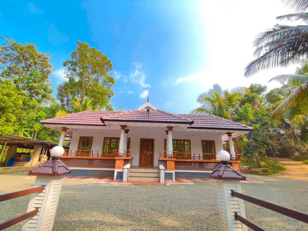 B&B Pāla - Kizhakkethottam Homestays-River View Villa - Bed and Breakfast Pāla