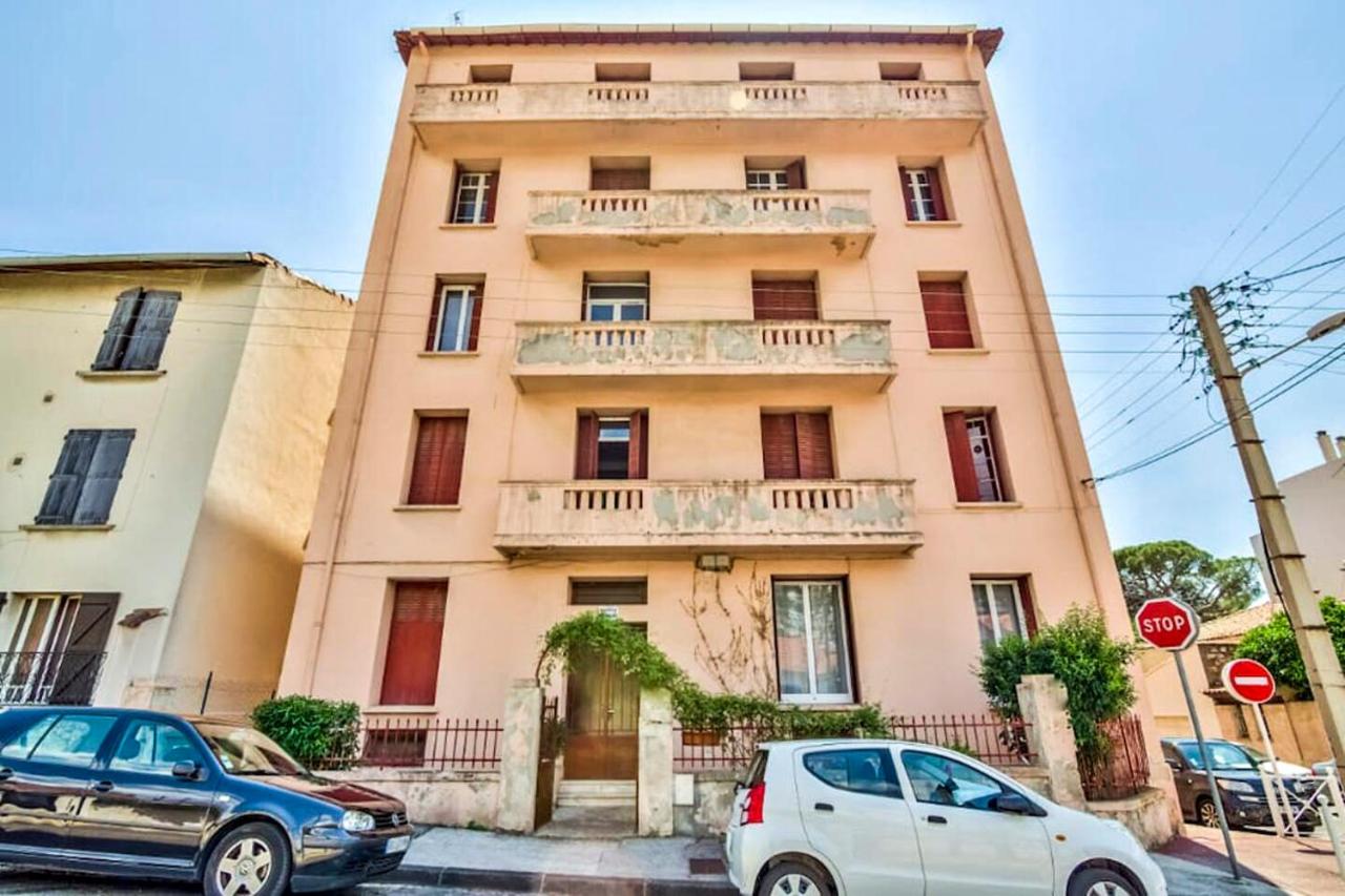 #1 Toulon CENTRE AU CALME, LUMINEUX, STATIONNEMENT FACILE - B&B Toulon