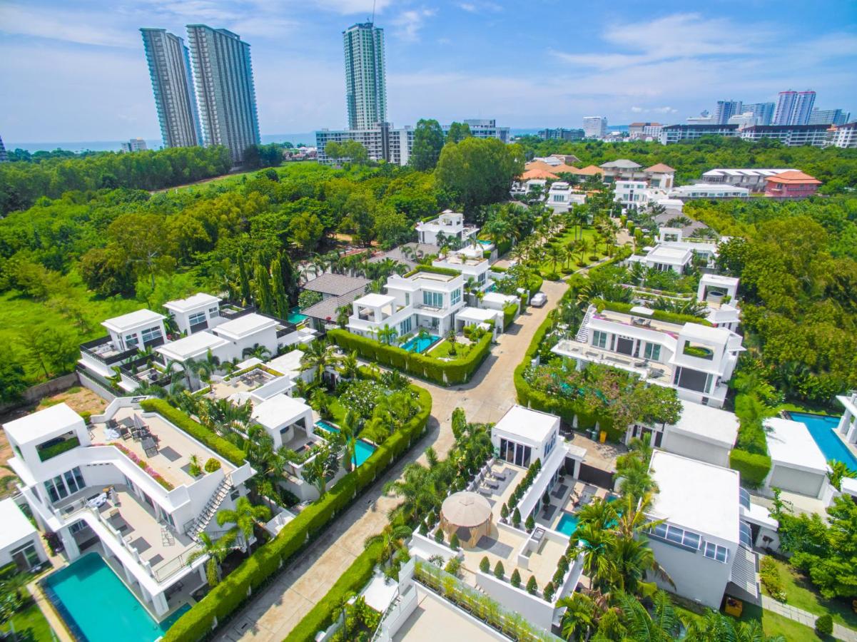 Villas In Pattaya - B&B