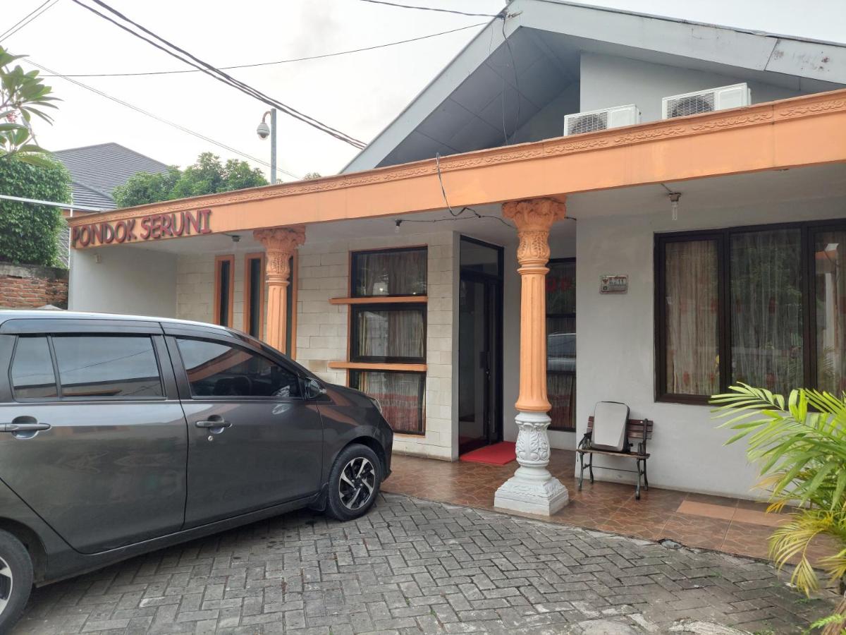 Pondok Seruni Kemanggisan Jakarta - B&B