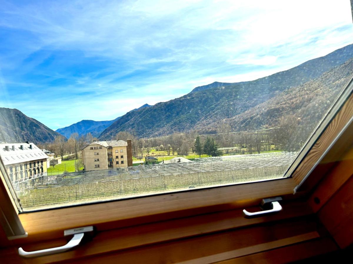 Dúplex amb vistes fantàstiques al centre d'Esterri d'Àneu by RURAL D'ÀNEU - Bed and Breakfast