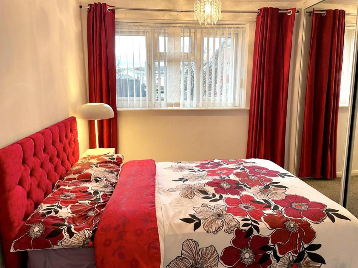 B&B Hartlepool - Lovely and affordable house closer to the sea - Bed and Breakfast Hartlepool