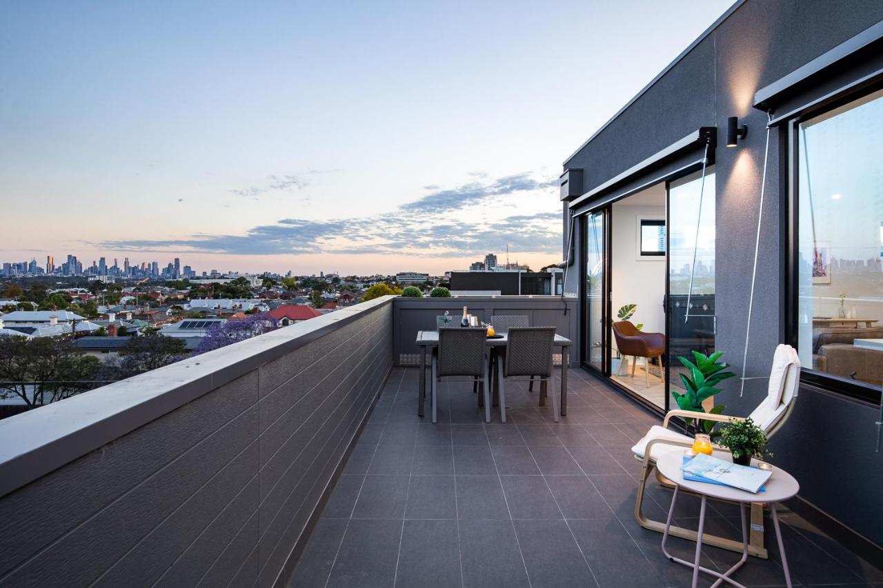 B&B Melbourne - Queensview168 Apartments Moonee Ponds - Bed and Breakfast Melbourne