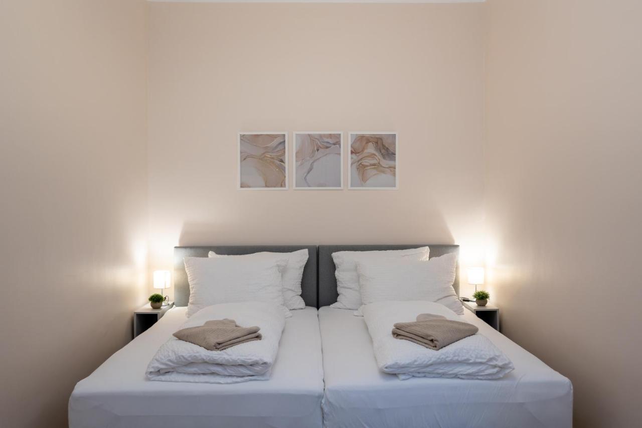 Charming Apartment near Prater - B&B Vienna