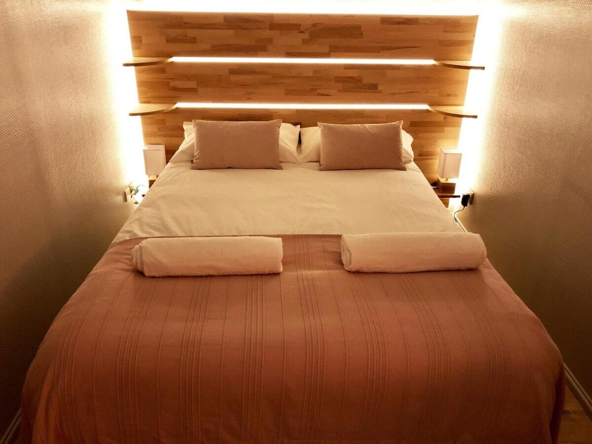 La Loge d'Harcourt : Hypercentre chic et moderne - Bed and Breakfast