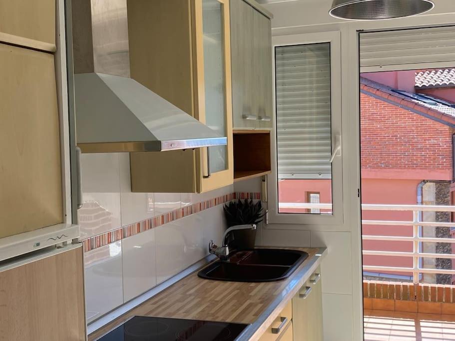 ISLA, APARTAMENTO con PISCINA - B&B Isla