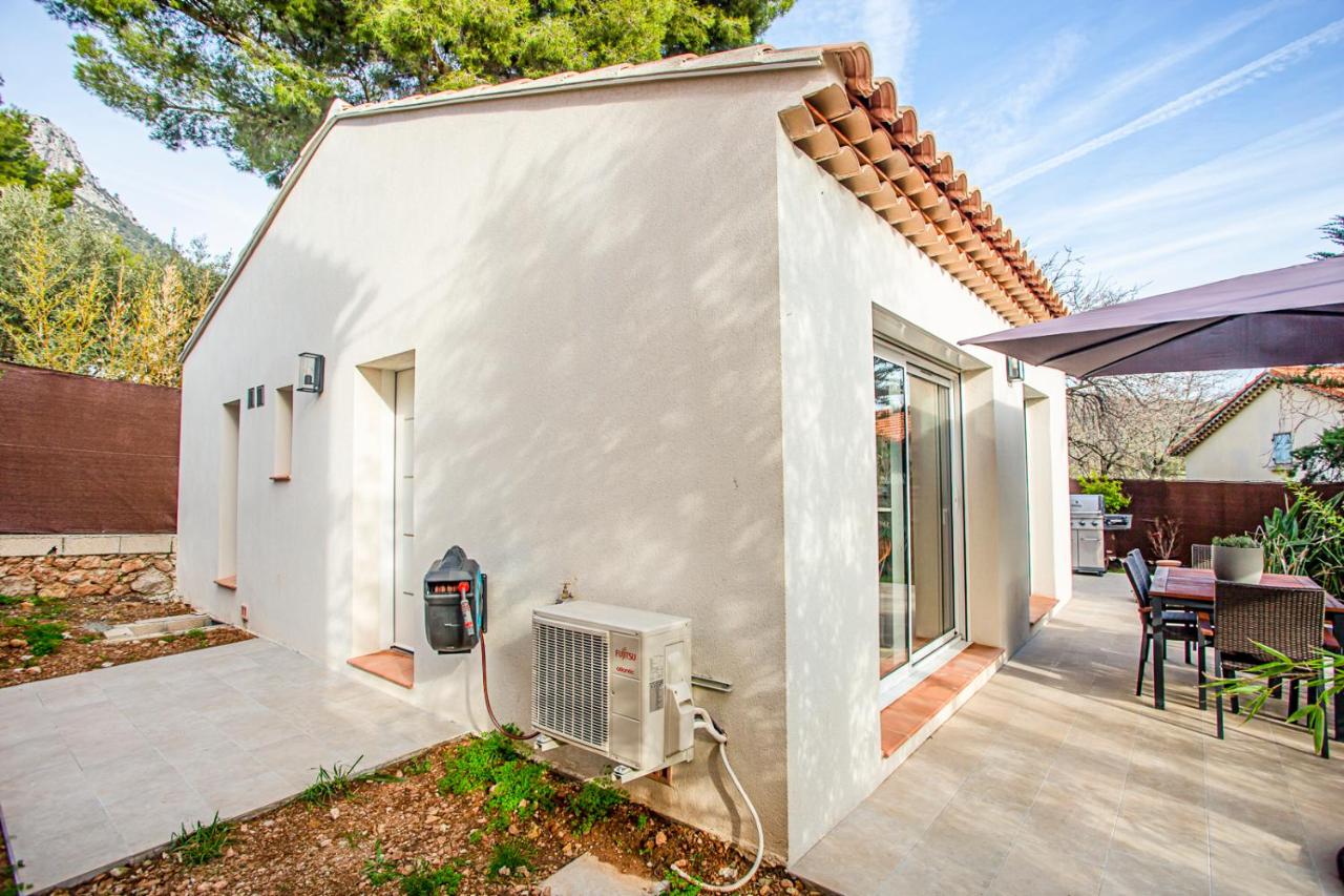 VILLA - SPA JACUZZI - TERRASSES - CLIM & BBQ - La Valette-du-Var - B&B