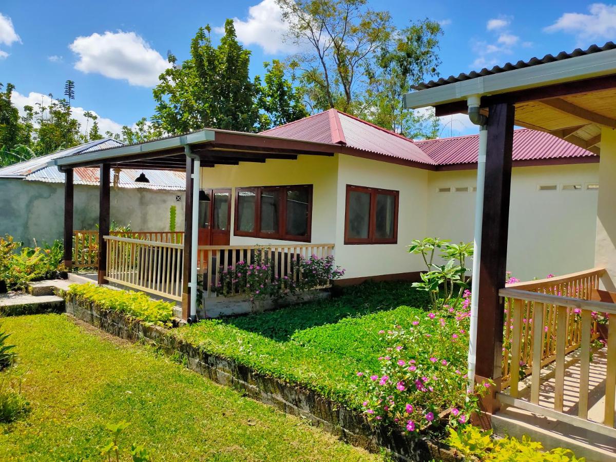 B&B Tomohon - Ilasan cottage. - Bed and Breakfast Tomohon