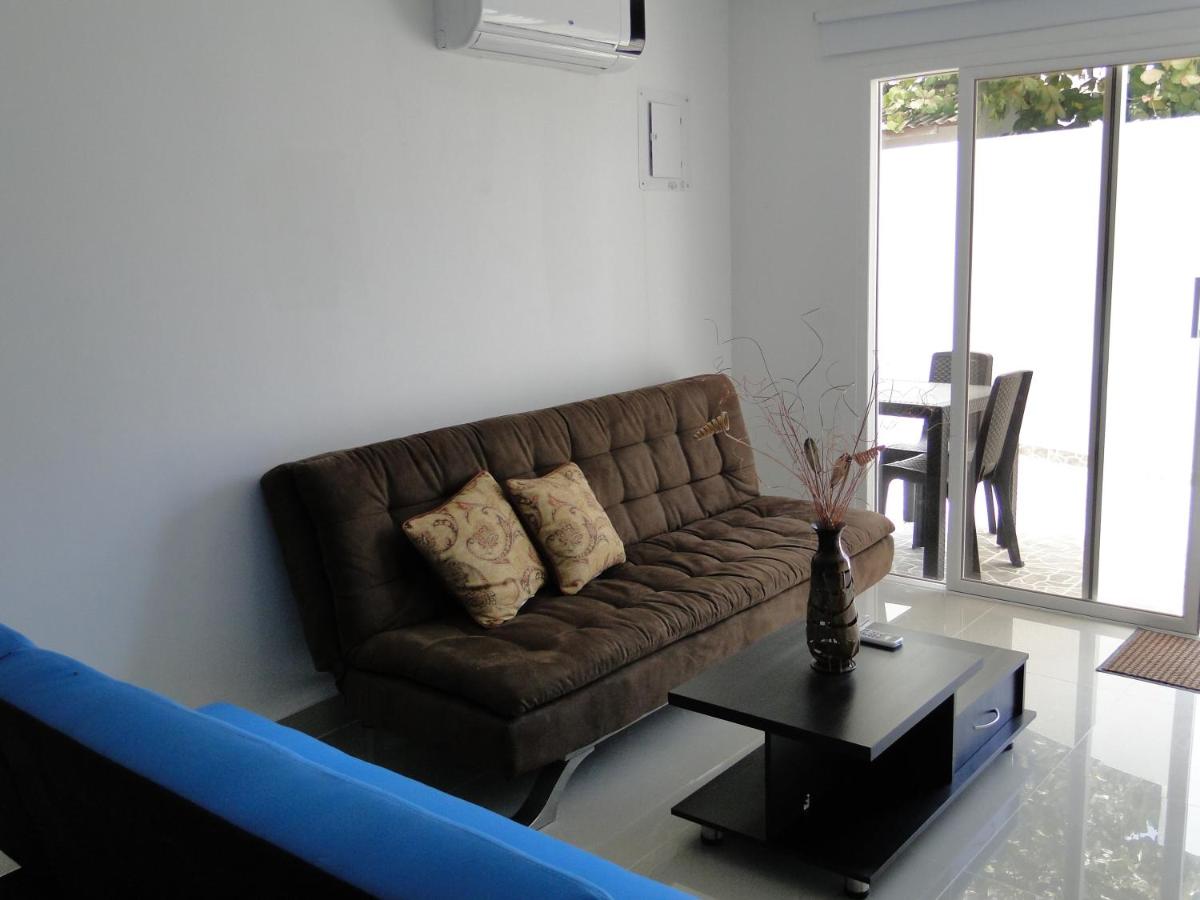 Apartamento de 1 dormitorio con vistas al jardín