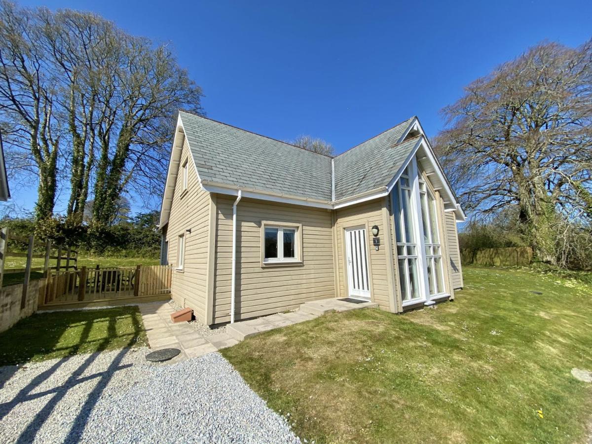 Luxurious 4 Bedroom New England Style Villa - Trewhiddle V1 - B&B St Austell