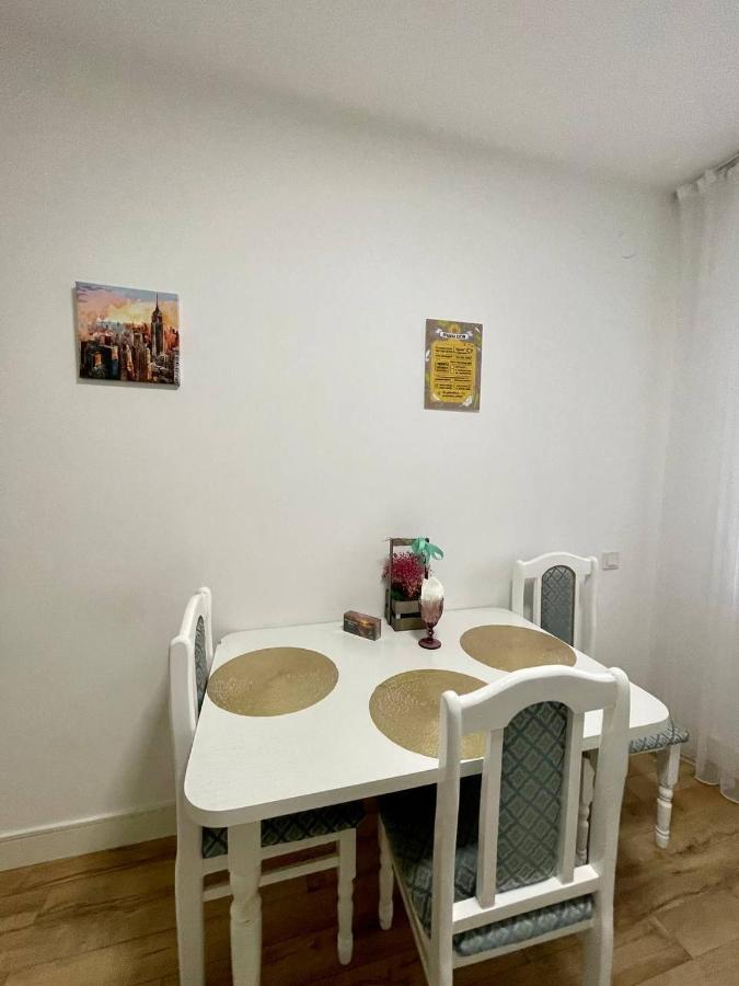 ЖК Абай 130 уютные апартаменты на Абая - Розыбакиева - Chambres d'hôtes Almaty