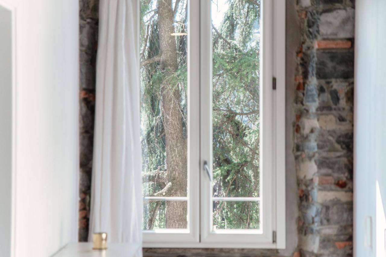 Stunning Central Como apt by JOIVY - Bed and Breakfast