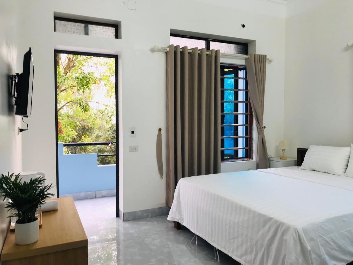 King Room with Balcony