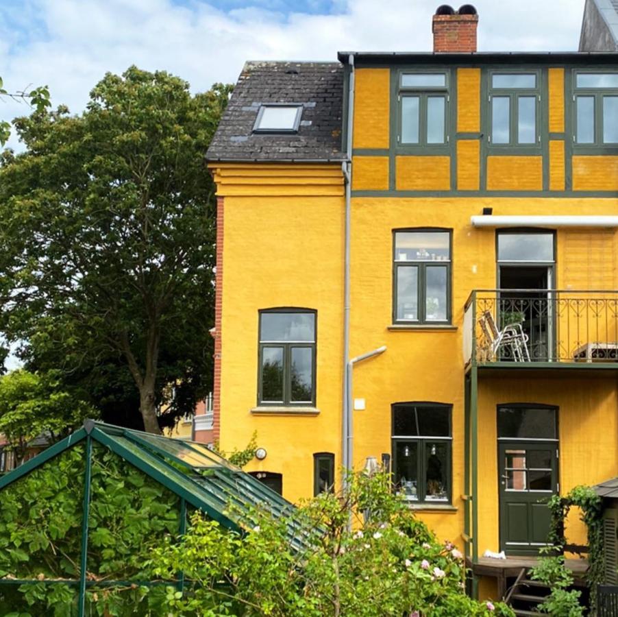 B&B Odense - City House - Bed and Breakfast Odense