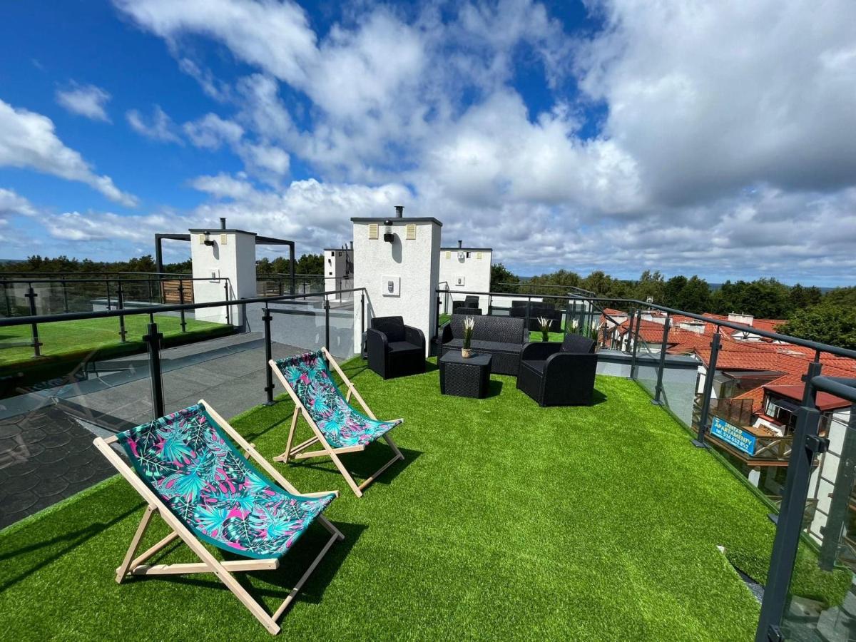 One-Bedroom Apartment with Sea View and Terrace