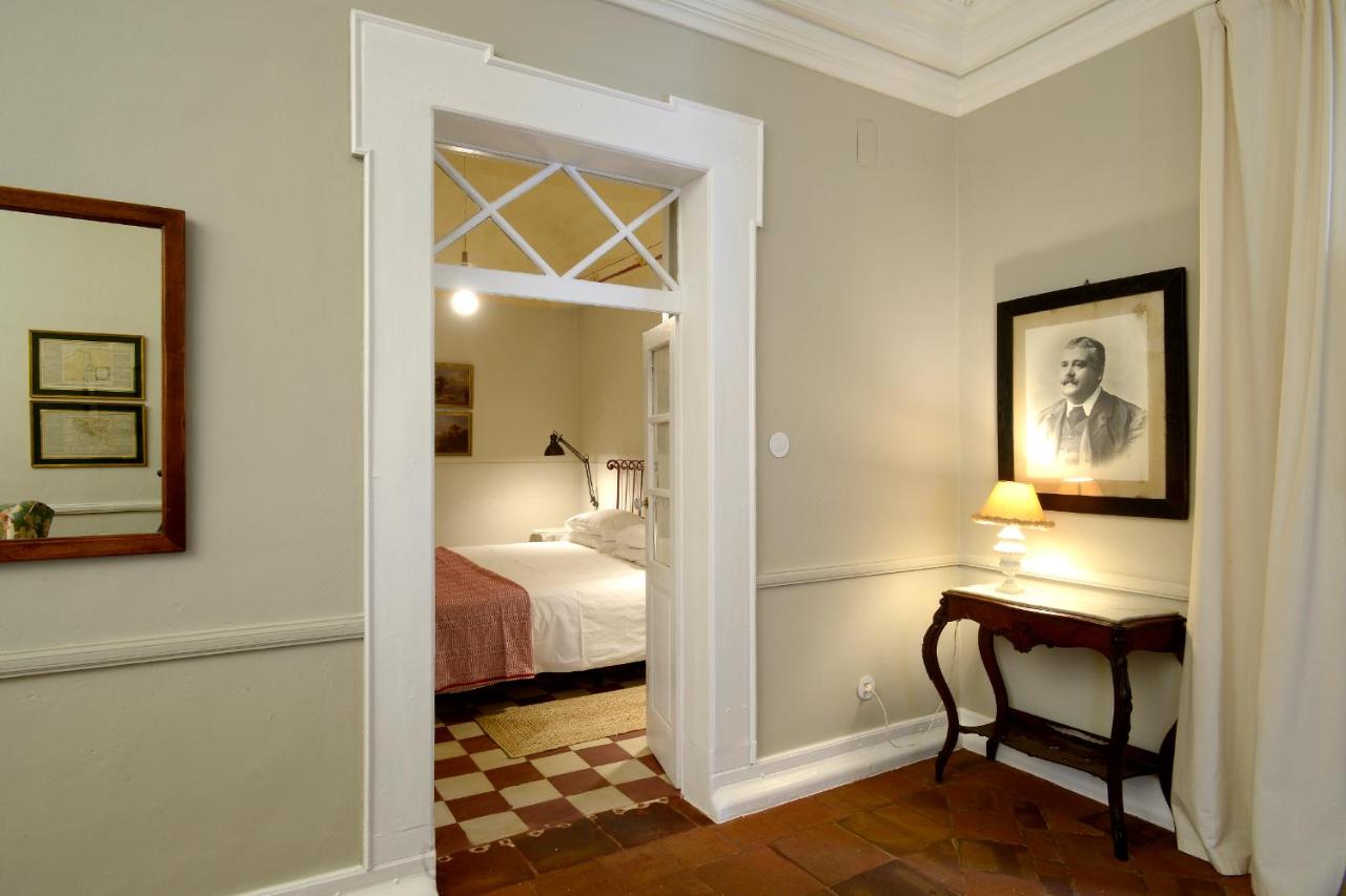 Deluxe Queen Suite